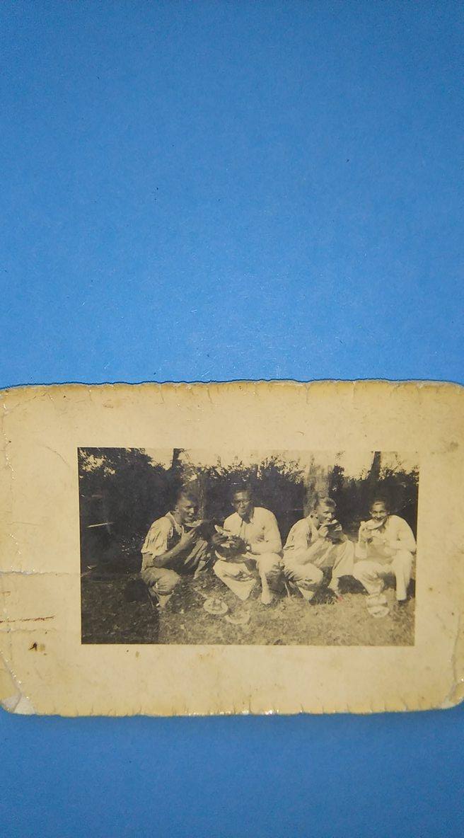 Slika jedne od žrtava koja je sakrivena u sijenu u štali 1