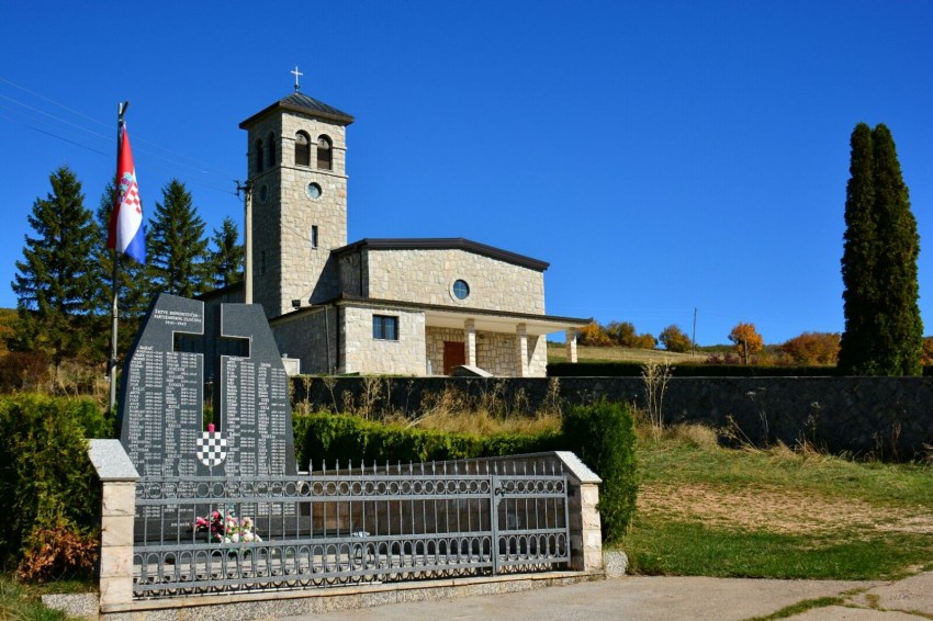 IMG-20171015-WA0002(1)