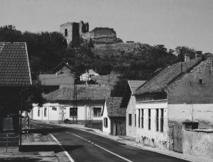 TRAGEDIJA HRVATA U ŠARENGRADU KAO I U ČITAVOM SRIJEMU – 72 UBIJENA (Ubijalo ih se najviše bez ikakva suđenja)