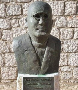 DON NIKOLA FANTELA IZNAKAŽENA TIJELA S KAMENOM SVEZANIM OKO VRATA BAČEN U MORE